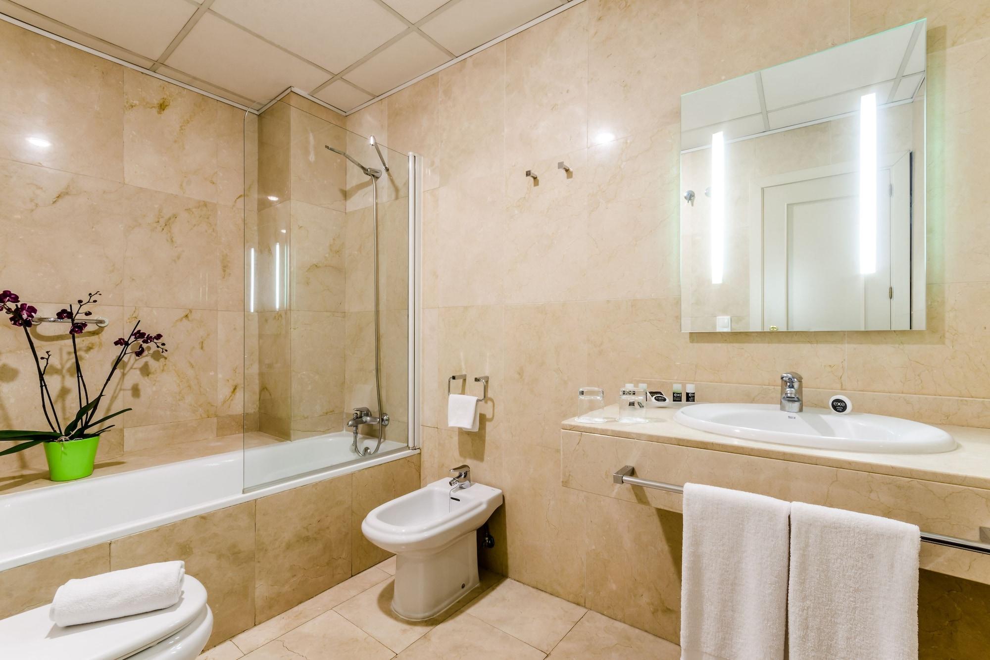 Exe Suites 33 Madrid Ngoại thất bức ảnh